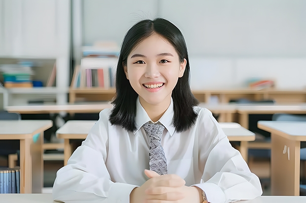 山东大学（威海）和新疆艺术学院录取分数参考